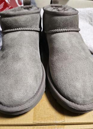 Оригинальные замшевые угги ugg classic ultra mini grey