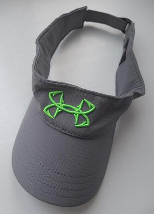 Жіночій козирок under armour
