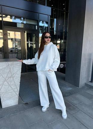 Костюм флисовый «верона/клеш» 2xl-3xl 50/52 молочного цвета