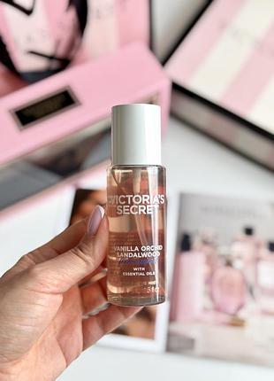 Міні спрей для тіла vanilla orchid sandalwood natural victoria’s secret