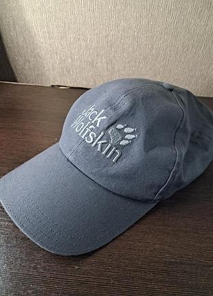 Серая бейсболка jack wolfskin