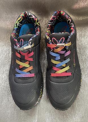 Жіночі кросівки skechers