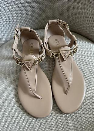 Босоніжки guess, 37 розмір , нові