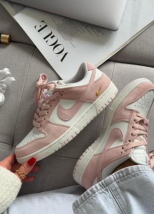 Женские кроссовки nike sb dunk low sail pink