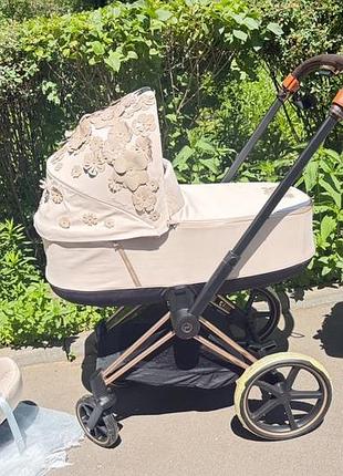 Коляска 3в1 cybex priam 4.0 simply flowers beige
