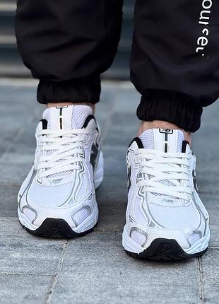 New balance 740 3