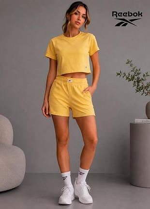 Новий гірчичний бавовняний костюм футболка + шорти reebok s2