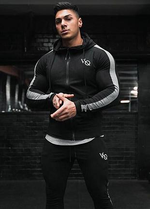 Базовый костюм для спорта от бренда vqh черного цвета