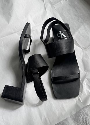 Босоніжки calvin klein