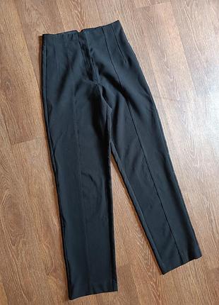 Завищені прямі брюки zara