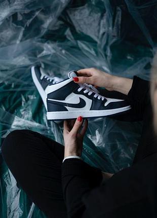 Кросівки сині джордан 1 ретро унісекс jordan 1 navy blue white 42