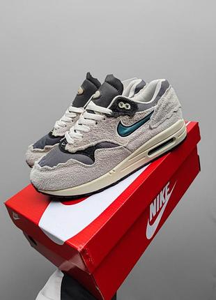 Замшевые бежевые кроссовки найк эйр макс унисекс nike air max 1 patta protection pack beige grey blue 40