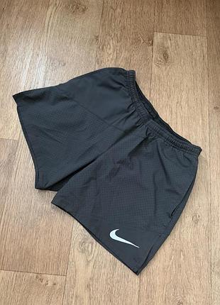 Шорти nike