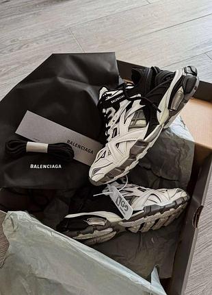 Чорно-білі кросівки balenciaga track 2.0 black white x баленсіага трек 38