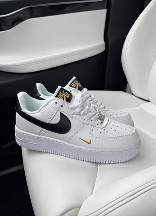 Білі шкіряні кросівки найк ейр форс унісекс nike air force 1 mini swoosh white 44