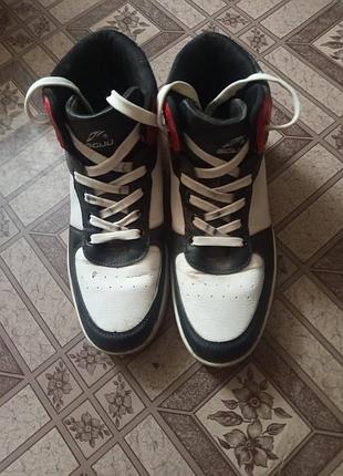 Кроссовки по типу джорданов nike air jordan
