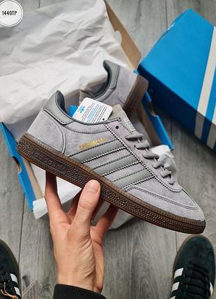 Мужские серые кроссовки adidas spezial handball light grey х адидас 42