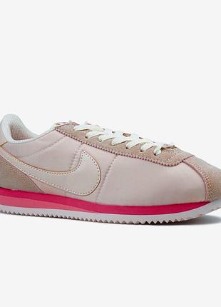 Жіночі рожеві кросівки nike cortez light soft pink х кортез 39