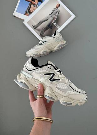 Бежеві кросівки new balance 9060 cream black silver х нью беланс 40