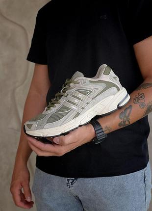 Сірі кросівки унісекс adidas bad bunny response khaki grey х адідас 43