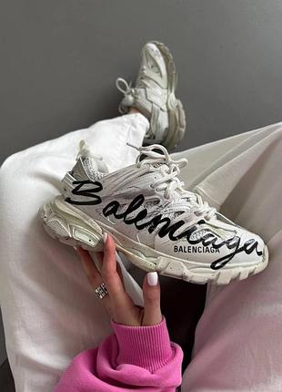 Женские белые кроссовки balenciaga track dirty white black logo x баленсиага трек 40