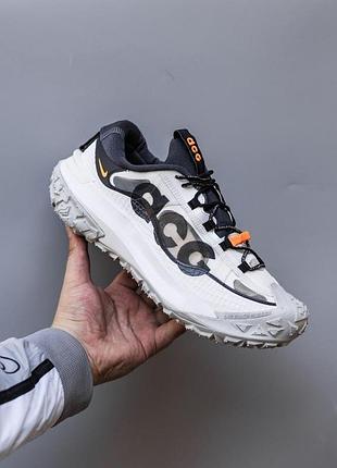 Мужские кроссовки nike acg mountain fly 2 white black orange х маунтейн флай 42