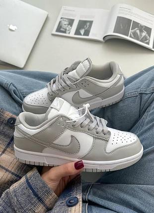 Сірі кросівки унісекс nike sb dunk low grey white х данк 45