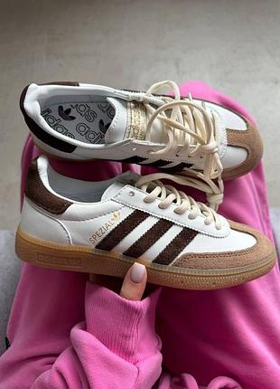 Белые кроссовки унисекс adidas spezial white brown gum х адидас 41