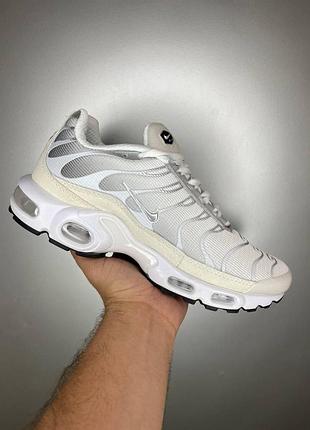 Мужские белые кроссовки nike air max tn plus white silver х эйр макс тн 45