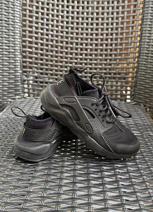 Nike кросівки для хлопчика 28 розмір сітка літо