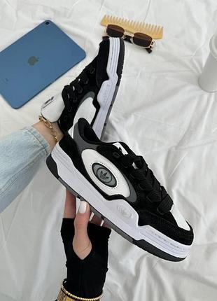Черно-белые кроссовки унисекс adidas adi2000 white black х адидас 43