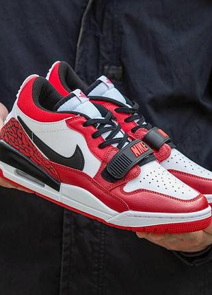 Мужские белые кроссовки nike air jordan legacy 312 low white red х джордан 40