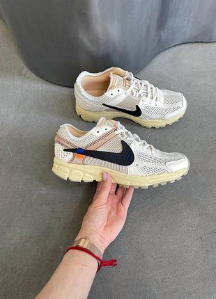Бежевые кроссовки унисекс nike air zoom vomero 5 off-white beige black х кортез 42