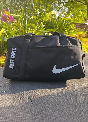 Сумка спортивная, дорожная nike