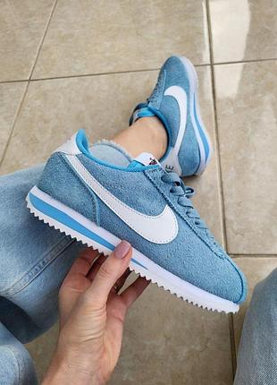 Женские голубые кроссовки nike cortez vintage suede blue white х кортез 40