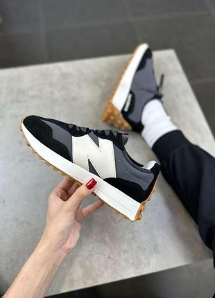 Чорні кросівки унісекс new balance 327 black castlerock х нью беланс 40