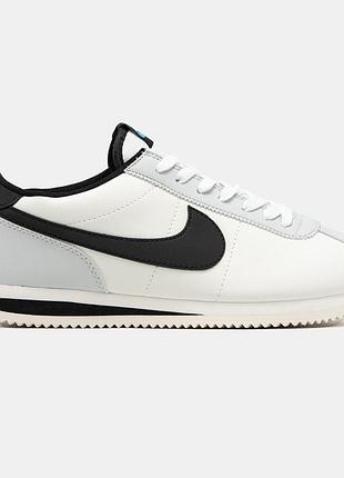 Білі кросівки унісекс nike cortez white black grey х кортез 44