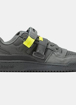 Сірі кросівки унісекс adidas forum strap cinder low х форум 39