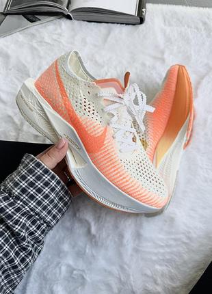 Бежевые кроссовки унисекс nike air zoom vaporfly 3 orange white х зум 38