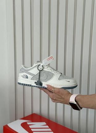 Сірі кросівки унісекс nike sb dunk low tnf white grey х данк 39