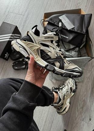 Серые кроссовки balenciaga track 2 beige black x баленсиага трек 37
