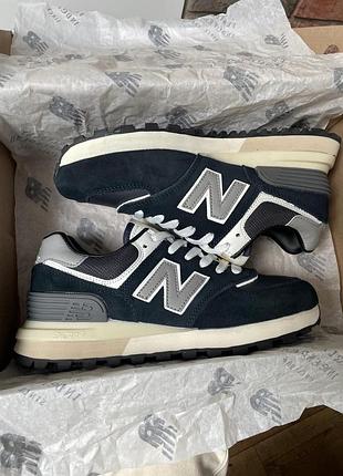 Женские синие кроссовки new balance 574 stone island legacy dark blue grey х нью беланс 37