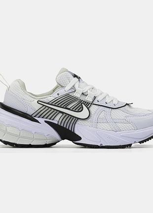 Білі кросівки унісекс nike v2k run runtekk white black х ейр макс 45