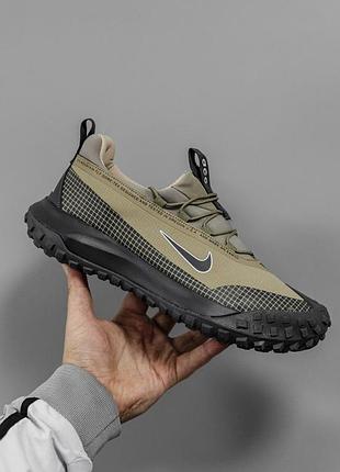 Мужские бежевые кроссовки nike acg mountain fly low beige grey x найк 41