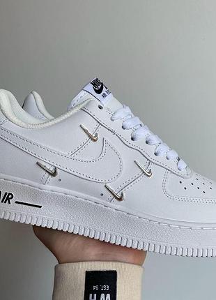 Белые кроссовки унисекс nike air force 1 low metal swoosh white х найк эйр форс 41