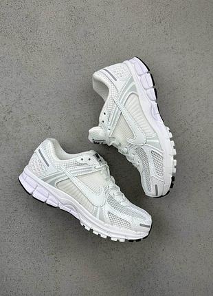 Белые кроссовки унисекс nike zoom vomero 5 white vast grey х вомеро 42