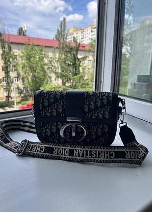 Сумка жіноча dior, середнього розміру, з довгим ремінцем на плече