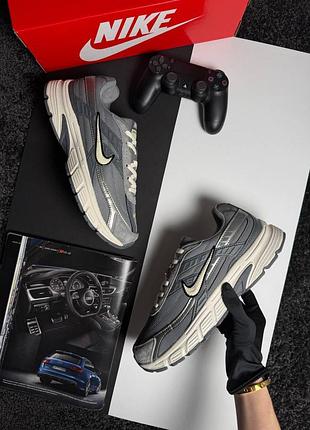 Мужские кроссовки nike initiator grey white 10