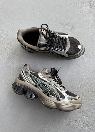 Чоловічі сірі кросівки asics gel quantum kinetik fluent black dark taupe х ассікс 42