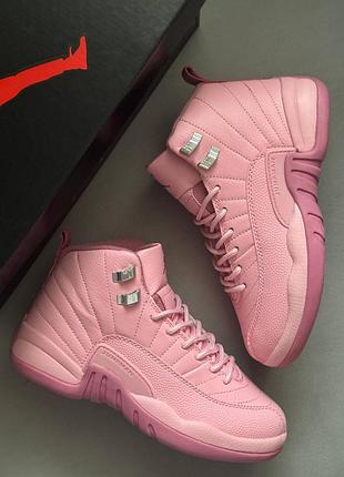 Женские розовые кроссовки nike air jordan 12 retro pearl pink х джордан 40